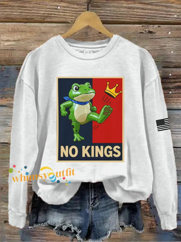 Women’s No Kings Resist Frog Print Sweatshirt White / S
