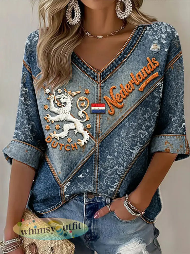 Casual t-shirt voor dames in vintage Hollandse stijl met patchworkprint en V-hals - Blauw / S