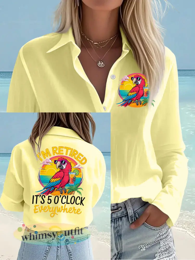 Dames Ik ben met pensioen Het is 5 uur overal papegaaienprint casual shirt - Lichtgeel / S