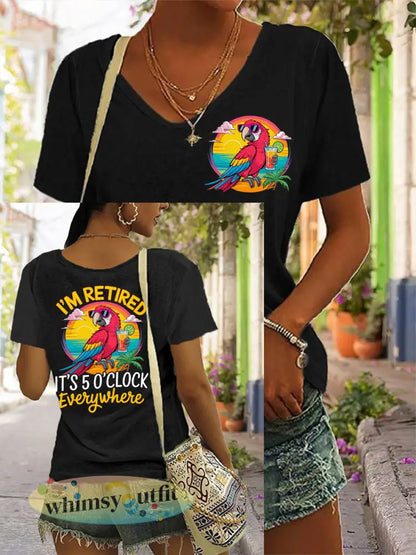 Dames Ik ben met pensioen Het is 5 uur overal Parrot Print Casual V-hals T-shirt - Zwart / S