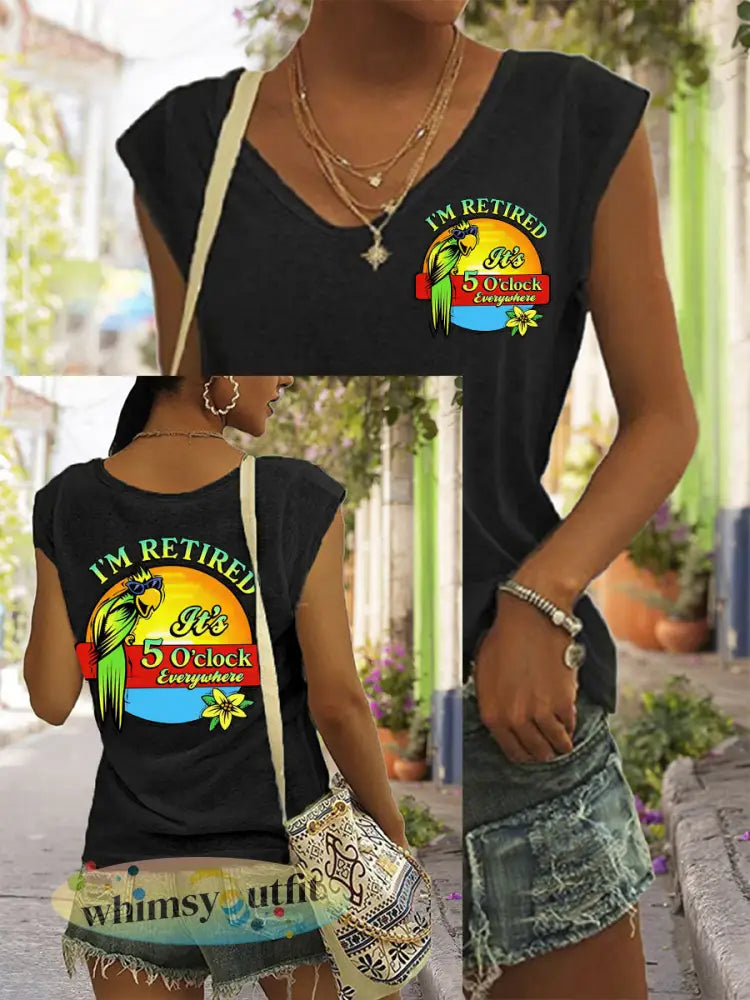 Dames I’m Retired It’s 5 O’clock Everywhere papegaaienprint casual T-shirt met V-hals - Zwart / S