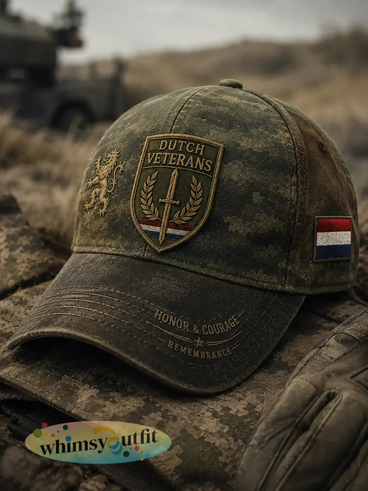 Herenpet met retrocamouflage en veteranelementenprint - A / ÉÉN