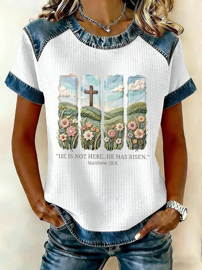Christelijk Pasen voor dames Hij is hier niet, hij is opgestaan Matthew 28:6 Waffle Patchwork T-shirt met korte mouwen