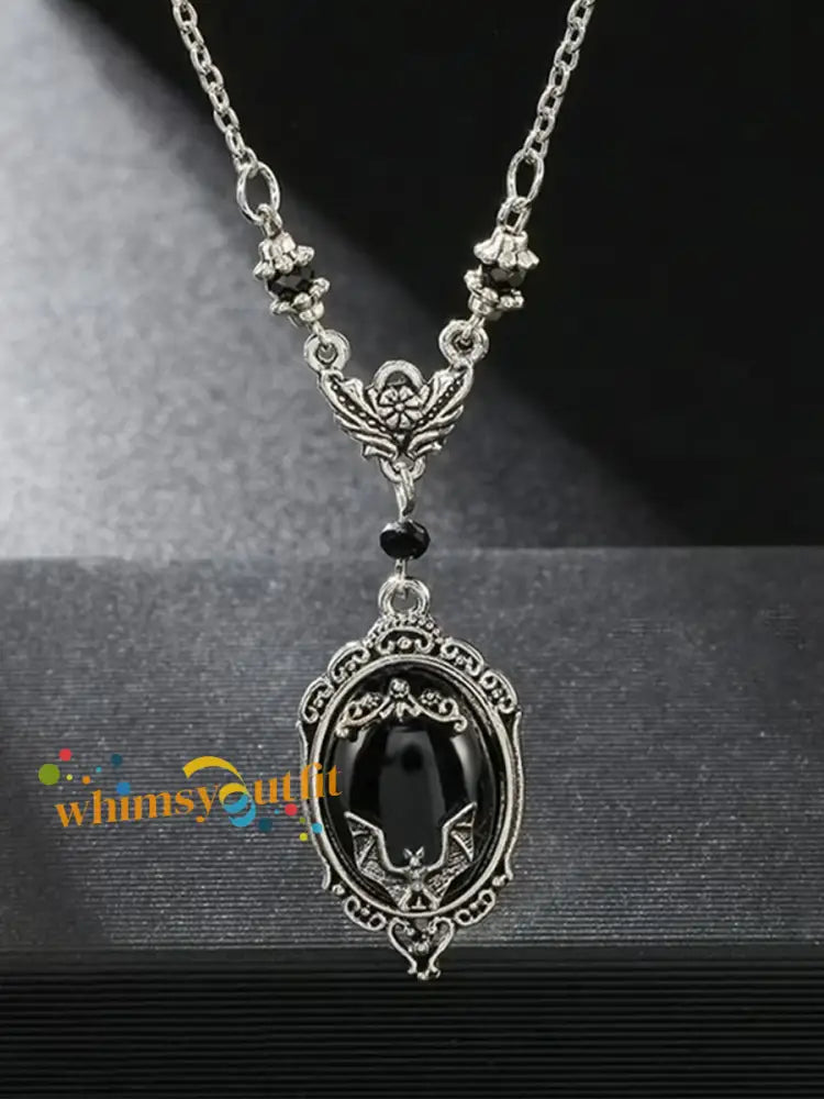 Women’s Halloween Gothic Bat Spider Black Gemstone Necklace