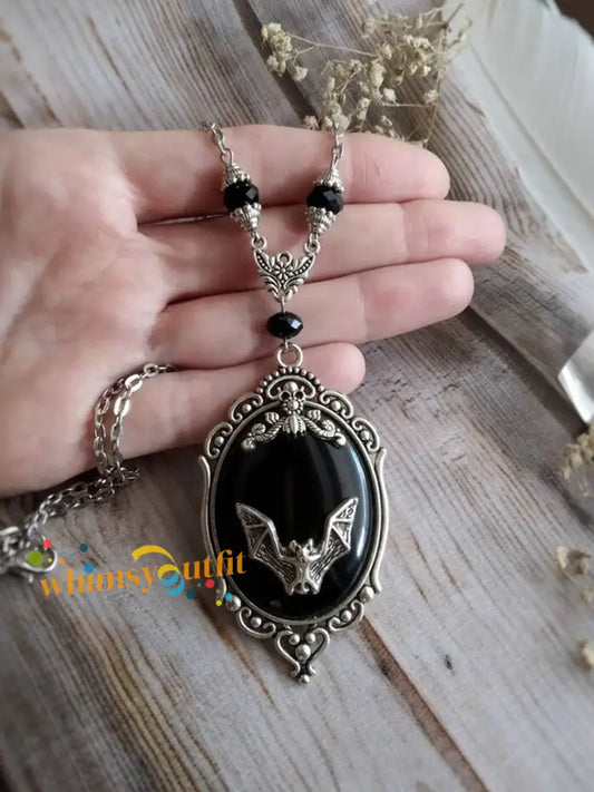 Women’s Halloween Gothic Bat Spider Black Gemstone Necklace Picture 1 / JM