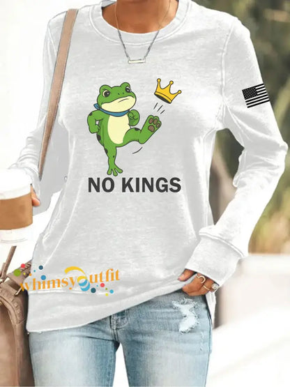 Women’s No Kings Resist Frog Print Sweatshirt White / S